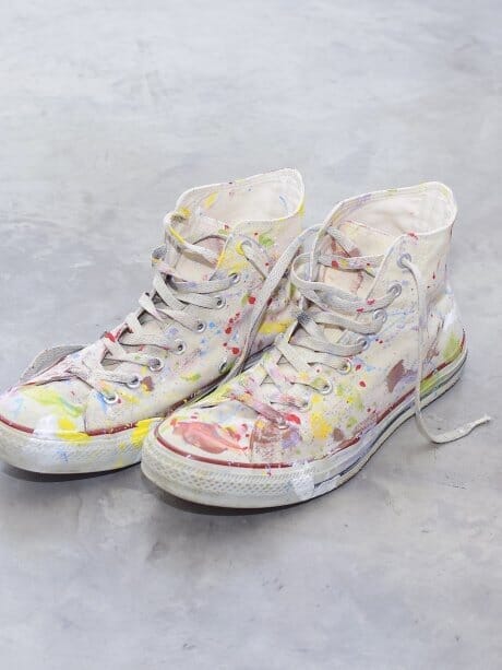 Painted All Star, not Painted Denim. The artist-like design is strangely ticklish to men's hearts.