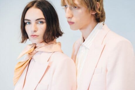 テニスの殿堂ローランギャロスで発表された注目作。ラコステの2020年春夏コレクションがいよいよ発売スタート。