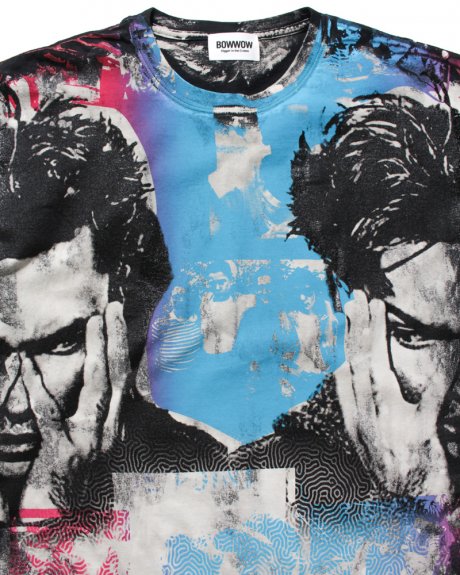 90年代の名作をオマージュ。シルクスクリーンを駆使したバウワウ渾身の一着は、アートピースと呼ぶに相応しい出来栄え。