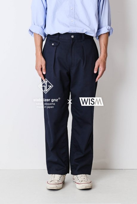 A new wave of chinos created by a chance encounter after six years. A pair full of thrill and poise.