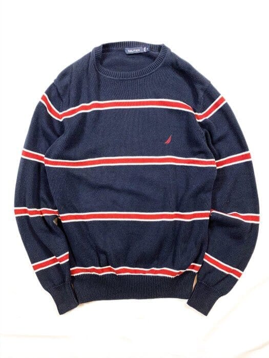 フツーで、ゆるくて、かわいいノーティカのニット。こういう服が欲しいんです。