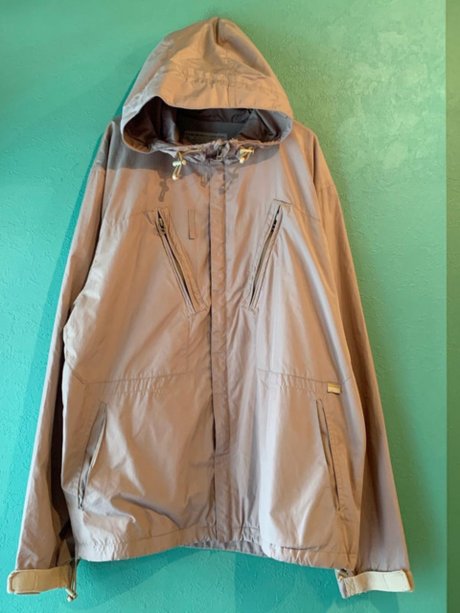 A military-type jacket from the 1990s that shows off Stussy's unique arranging skills.