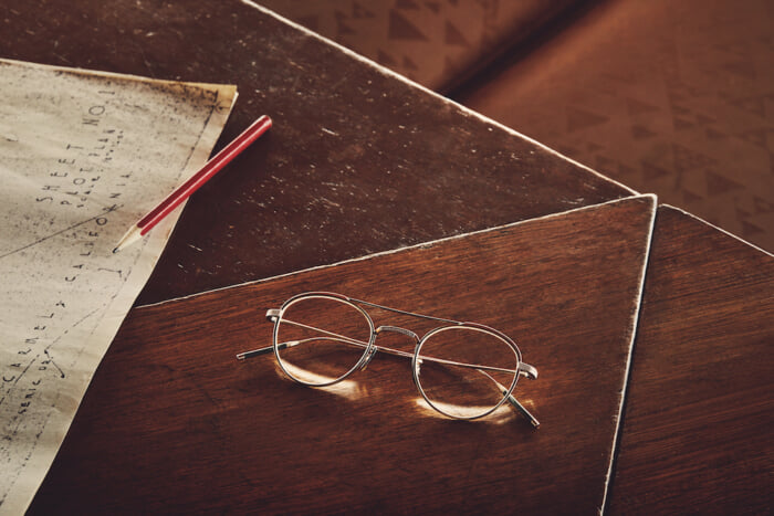 The Japanese "Takumi" craftsmanship loved by Oliver Peoples. We have completed a special eyewear with the utmost care and attention to detail.