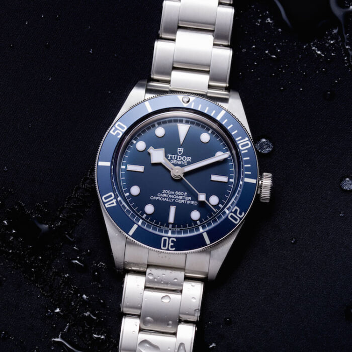 A navy blue that intrigues men. A new color has been added to TUDOR's iconic collection.