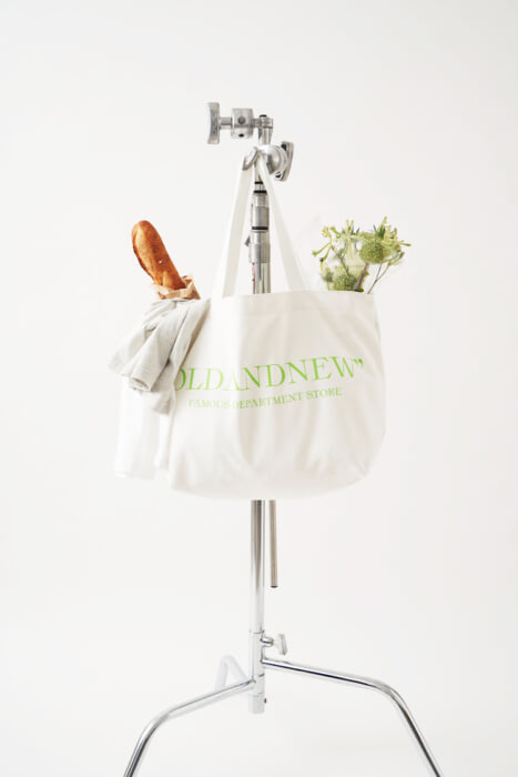 菊乃がディレクションを手がけるFDSのチャプター2。カラーリングとタイポグラフィの魔法にかけられます。