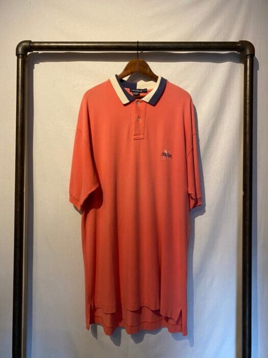 年輪を感じるノーティカのビッグポロシャツ。