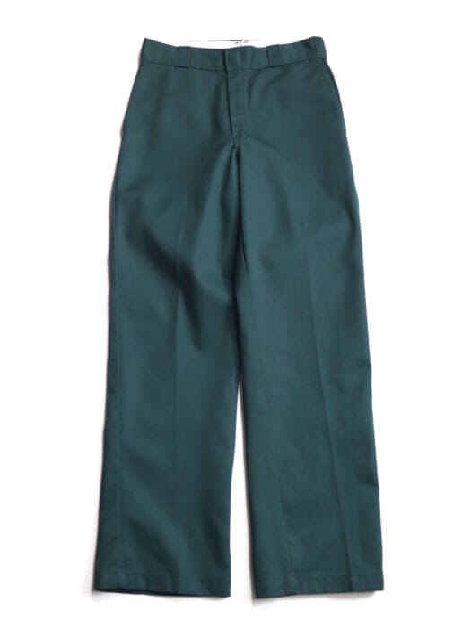 This austerity is that of a great bi player who makes the leading role stand out.