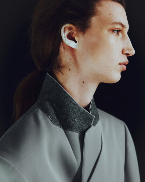 UJO, which made its debut at the Paris Collection, has opened an official online store. It seems to be already well received.