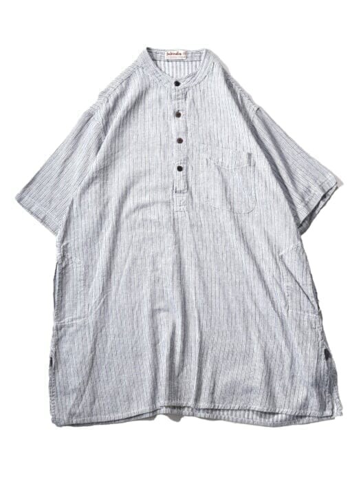 The era is classic & elegant. How about a pullover shirt for your summer wardrobe?