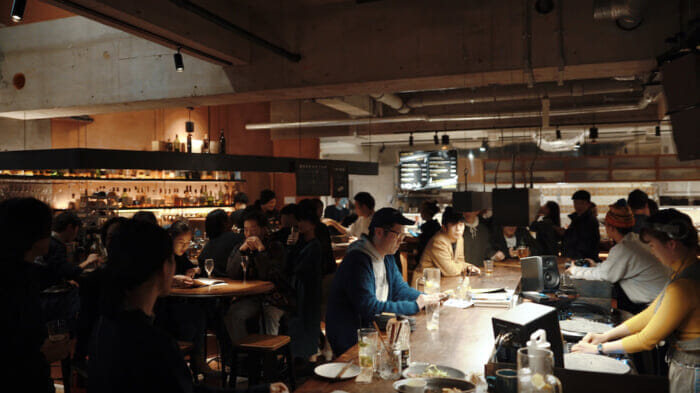 Subsidiary of Backpackers' Japan launches online store. The initiative to connect young people with the world is accelerating.