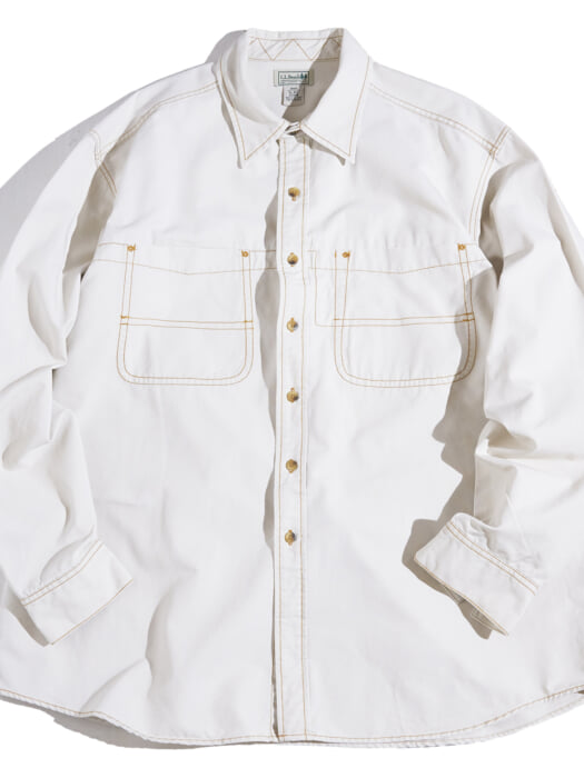 Dignity in a few millimeters of stitchwork. This is the L.L. aesthetic.