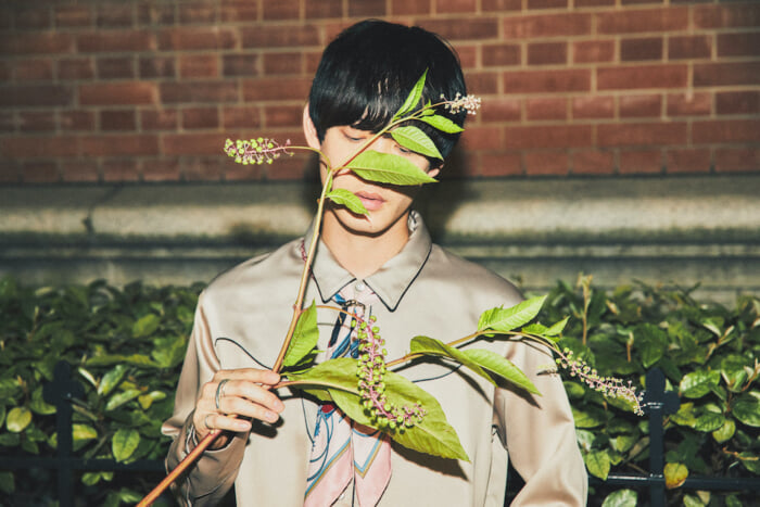 A new brand "F" is born from Tokyo Base. A new era is dawning, in which the millennial generation will play a leading role.