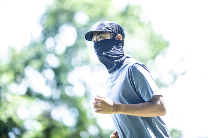 スポーツ時の息苦しさはこれで解決！ ゴールドウインのフェイスカバーで、ノーストレスなアクティブライフを。