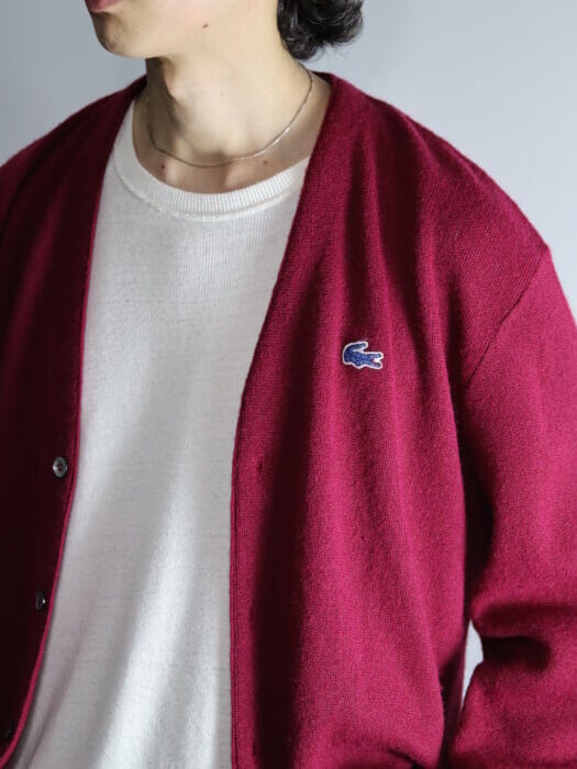The alligator looks different from usual! Lacoste cardigans for the beginning of autumn.