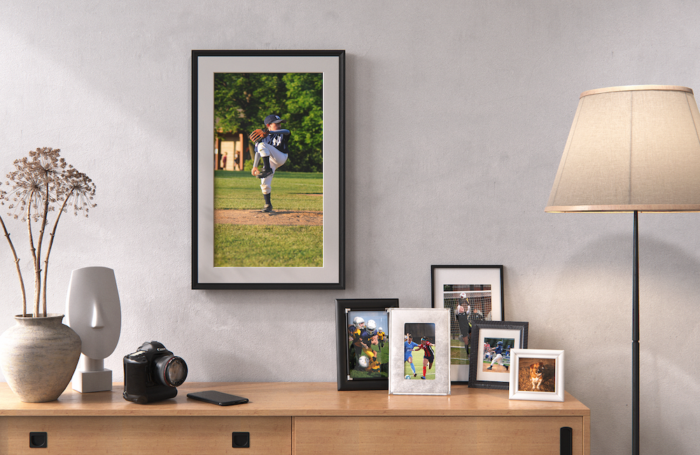 Art in your daily life. Why don't you paint your life with gorgeous colors on a digital canvas?