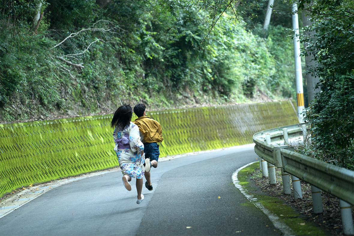 映画 ソワレ 逃避行の果てに現れた 真の自分像 Feature Houyhnhnm フイナム