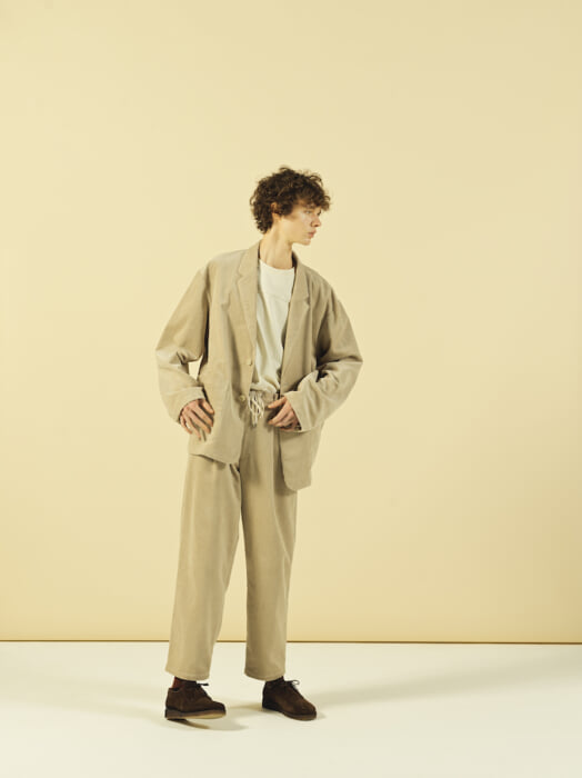 タイムリーにスタイリングをお届け！ ジャーナル スタンダードのマンスリールックは旬な着こなし術が詰まっています。