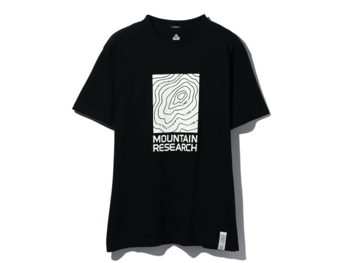 The first collaboration between Denham and Mountain Research . A lineup of special collaborative items that bring the designs of both parties to life.