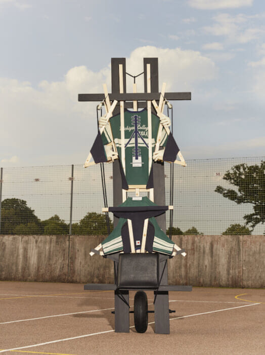 イギリスのモードシーンを牽引するクレイグ グリーンと、アメリカのオーセンティックブランドのチャンピオンが融合しました。