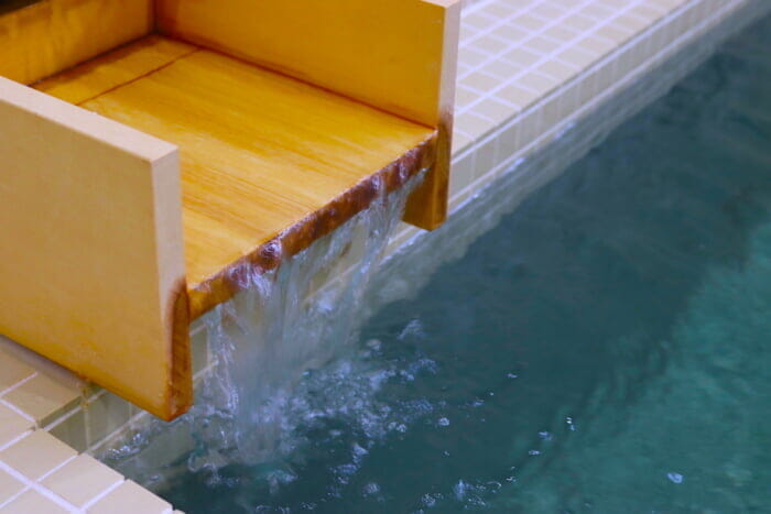 【FOCUS IT.】オートロウリュにクラフトビール、DJブースまで⁉︎ ニューウェーブ銭湯「黄金湯」が示す、新時代の風呂屋のカタチ。