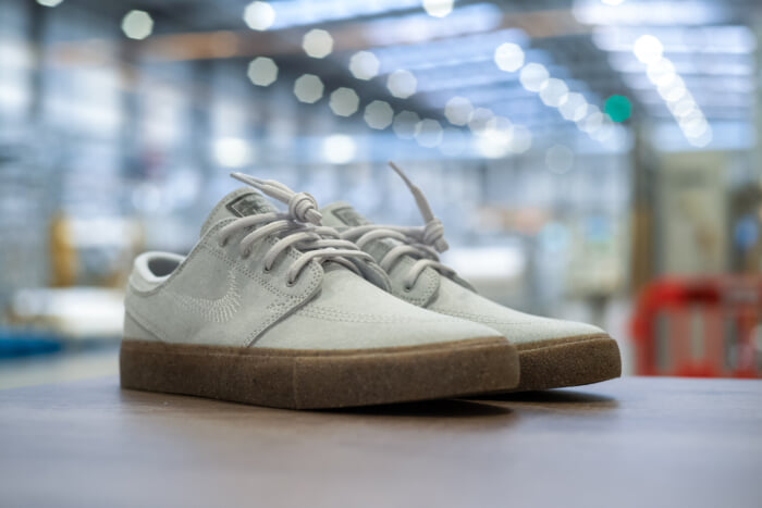 デザインとエコの共存。ナイキ SBの定番、ジャノスキーのリマスターモデルが発売されます。