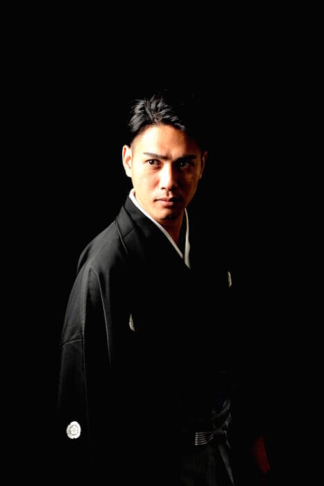 人気急上昇中の落語家・瀧川鯉斗が独演会を開催。フイナムではその模様をインスタライブで独占配信！