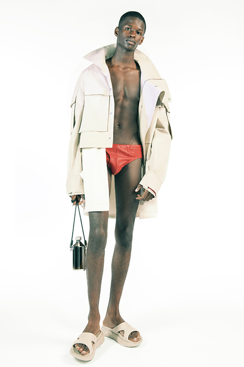 GIVENCHY | HOUYHNHNM（フイナム）