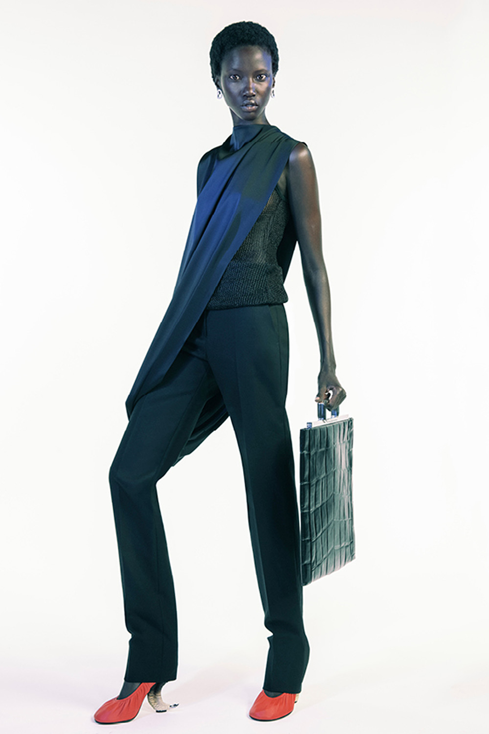 GIVENCHY | HOUYHNHNM（フイナム）