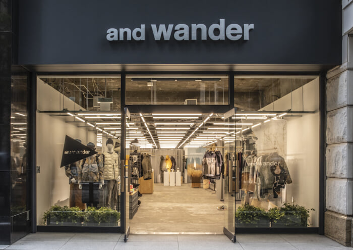 Will it bridge the gap between the city and the outdoors? AND WONDER's concept store has opened in Marunouchi.