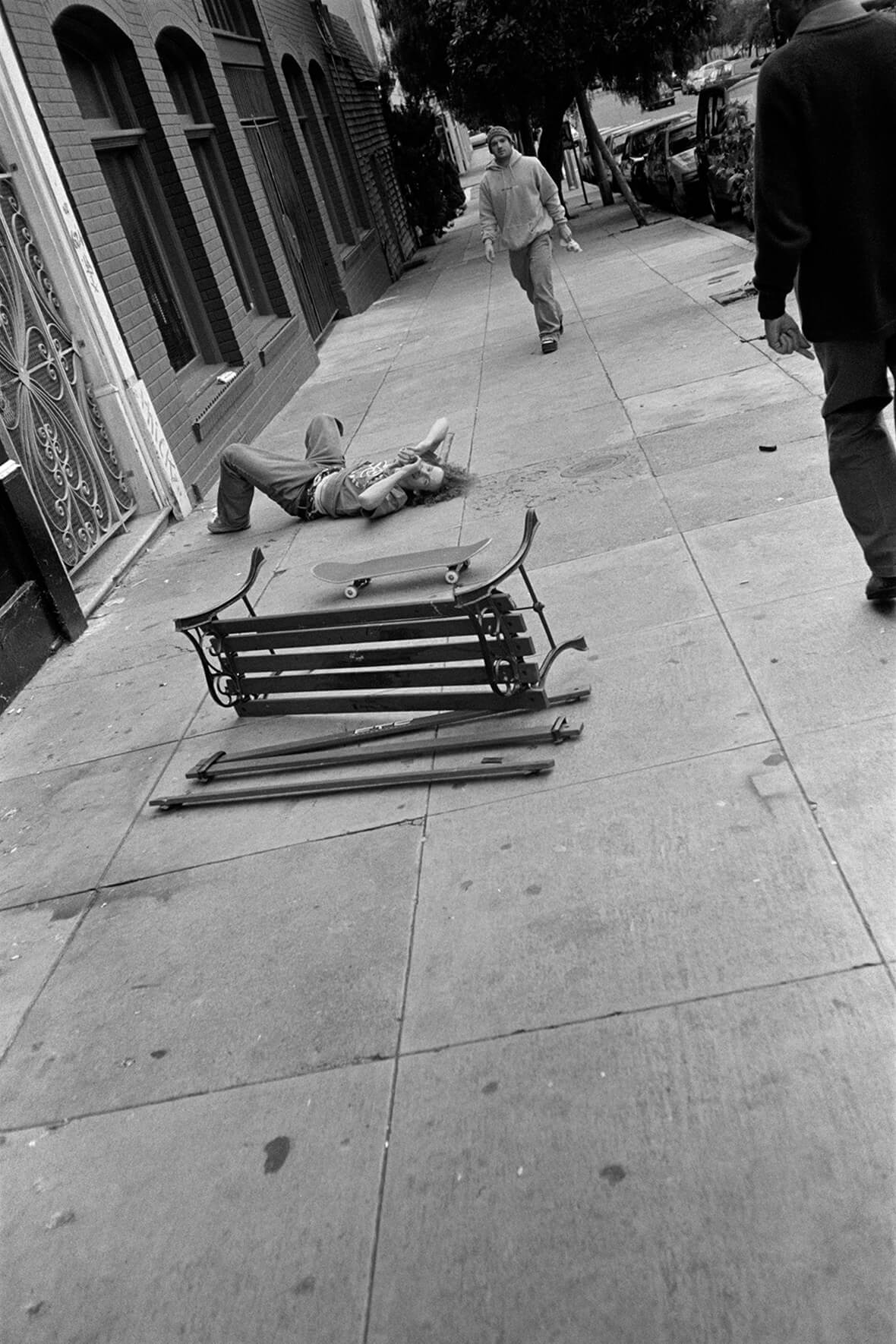 写真家グレッグ・ハント日本初個展。 写真とスケート、ジェイソン