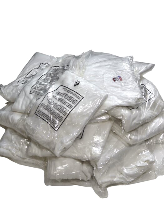 U.S. military release. Deadstock mock neck cut and sewn, which is appreciated during the cold season.