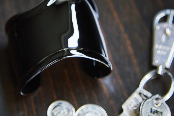 Series "Aspiring Masterpieces" No.177 This year marks the 50th anniversary of the birth of the Tiffany & Co. bangle.