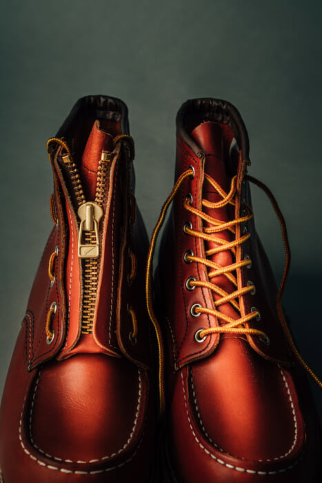 Say goodbye to the stress of tying laces. Red Wing's zipper unit provides comfortable on/off.