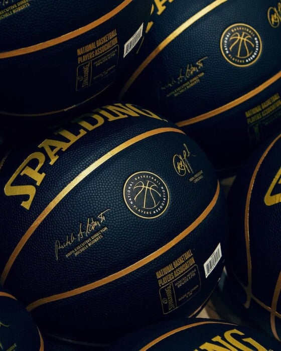 A ball that works well in interiors. Spalding's collaborative basketball is a vivid and elegant contrast.