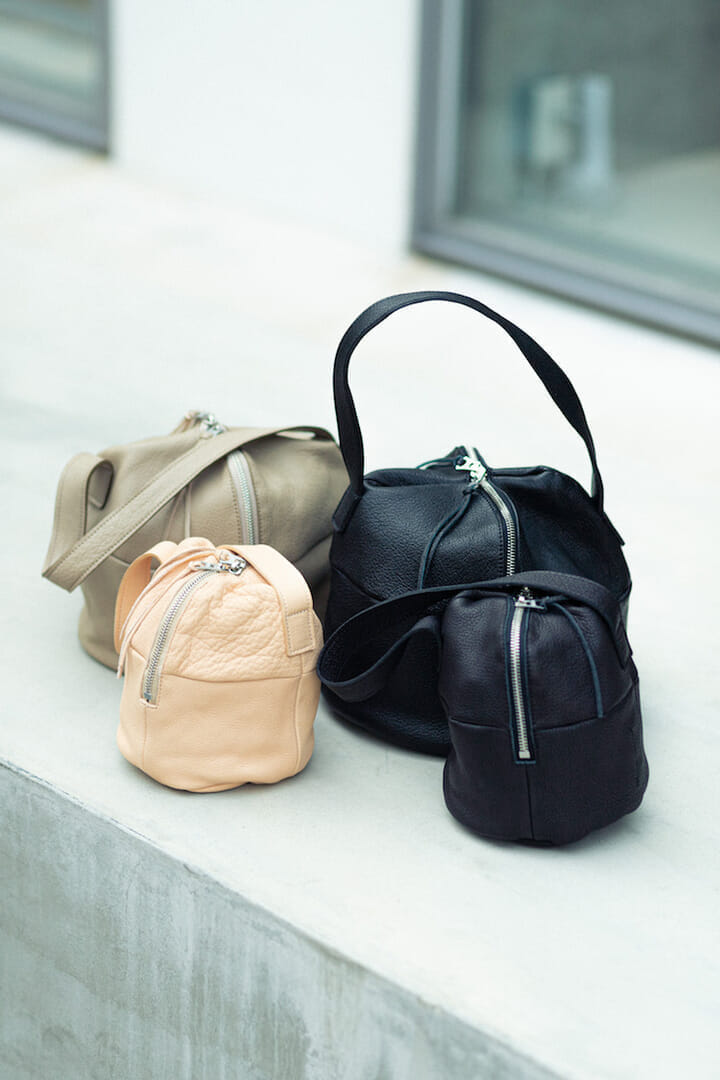 カラーベージュMYTHINKS MINIMINI DUFFLE ベージュ ナチュラル バッグ