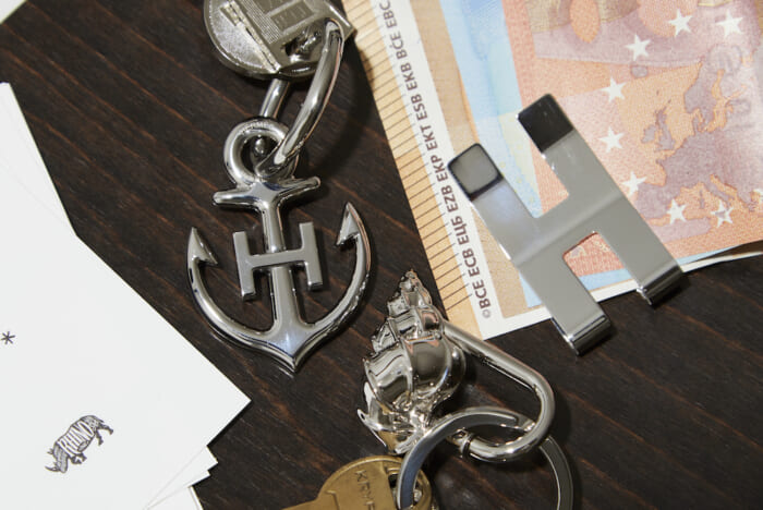 エルメスのオレンジクリスマス メッセージカードを大切なひとのもとへ News Houyhnhnm フイナム エルメスのオレンジクリスマス メッセージカードを大切なひとのもとへ News Houyhnhnm フイナム
