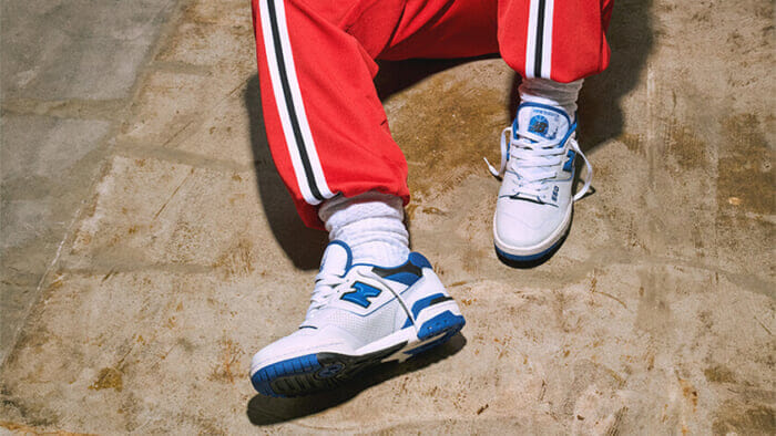 【All about new balance] The hottest basketball shoes are back in print. BB550" is now available in bright contrasting colors.