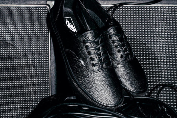 黒靴は正義。ヴァンズの代名詞がさらなるアップデートを遂げました。