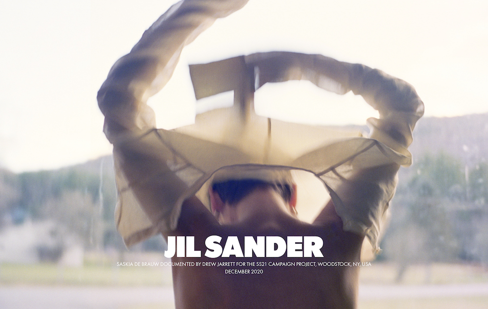 ジル サンダーが辿り着いた新境地。気鋭の写真家4人とつくる