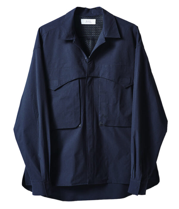 A fusion of 70's mood and functional materials. Attic has made a special order to Blur , a shirt that the owner really wants to wear.