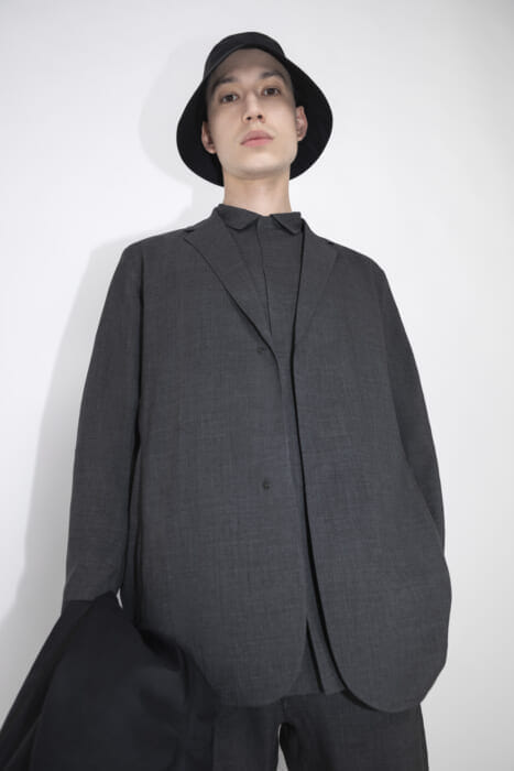 Protecting the Earth with Merino Wool. Urban work style is the name of Veilance's Spring/Summer '21 collection.