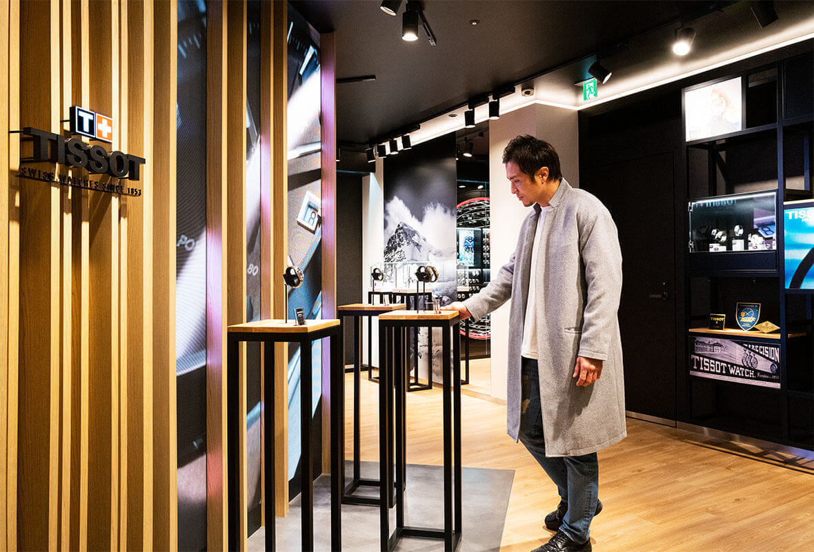 銀座にフラッグシップストアをオープンしたティソと、那須大亮さんが