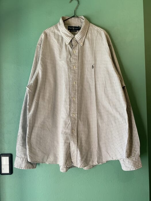 お父さんが着ていそうな、ラルフ ローレンのボタンダウンシャツ。