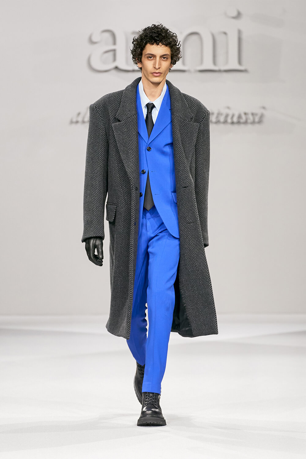 ami alexandre mattiussi | HOUYHNHNM（フイナム）