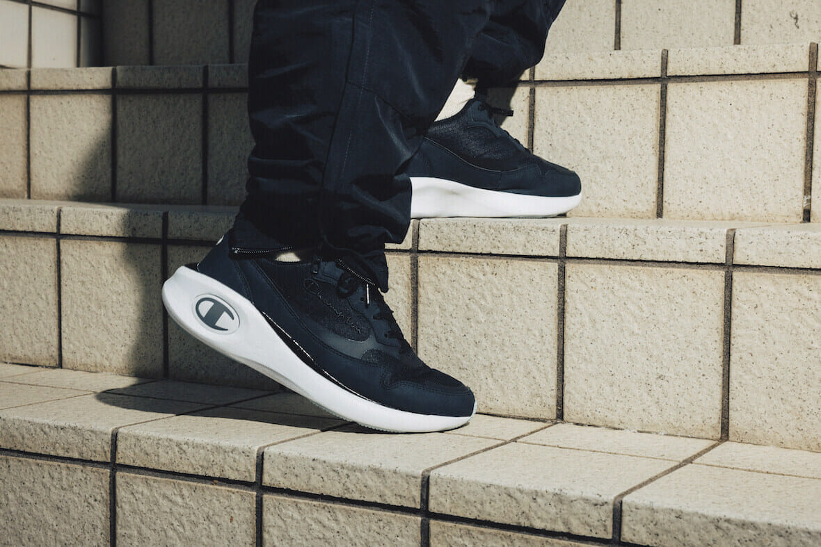 チャンピオンといえば そのアンサーに スニーカーという新発想 Feature Houyhnhnm フイナム
