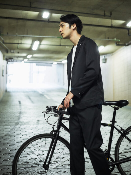 ワークウェアスーツとアバハウスがコラボ。自転車通勤にフォーカスしたスーツが発売されます。