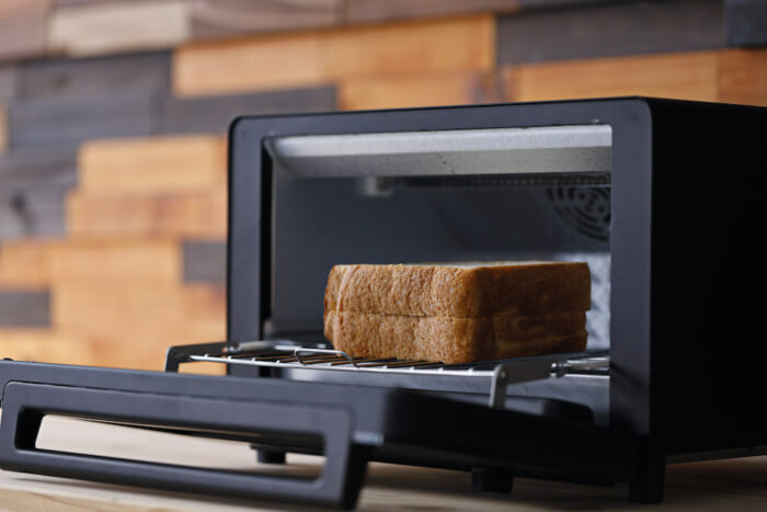 Quick, delicious, and even. Siroka has introduced a toaster that bakes at industry-leading speeds.