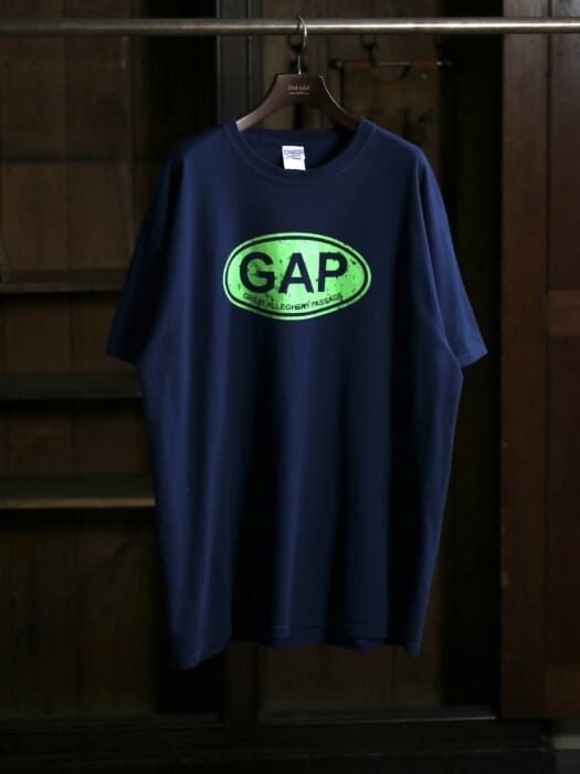 How about a niche company logo T for your partner this summer?