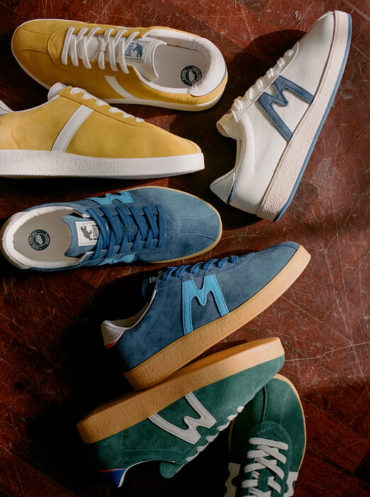 Calf sneakers that make you love to coordinate. Sneakers that make you fall in love with your favorite coordinates.