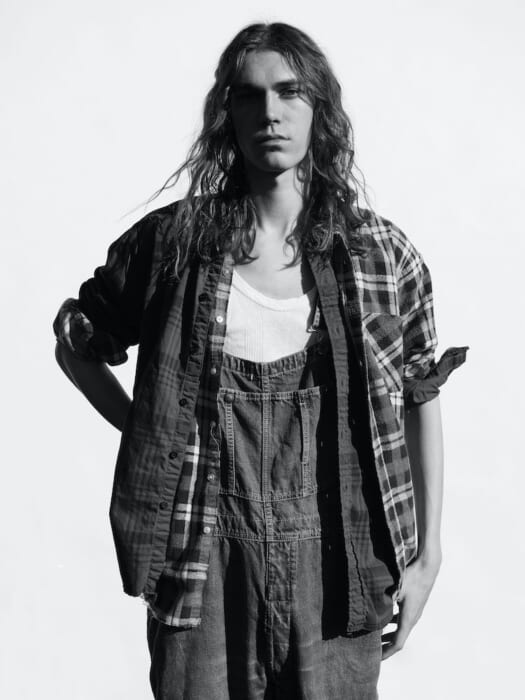 A range of starring items for spring and summer. The second collaboration by Old Park and Mine Denim is now available.